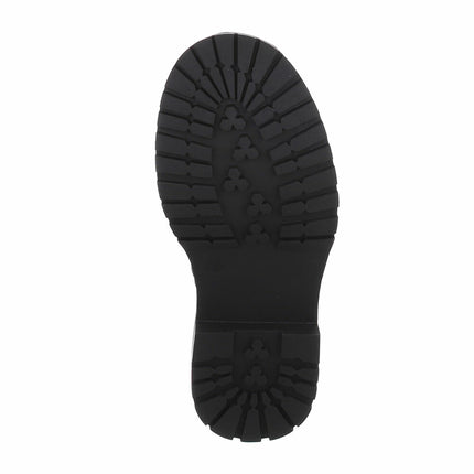 Classic Women's Boot – Black
